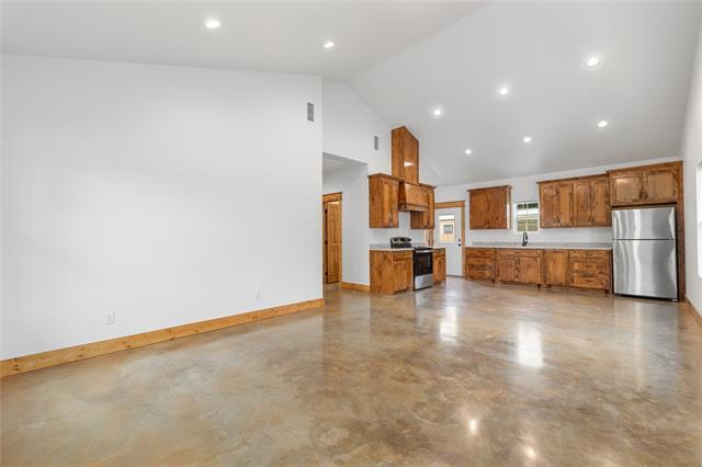 Building Photo - 413 5th St