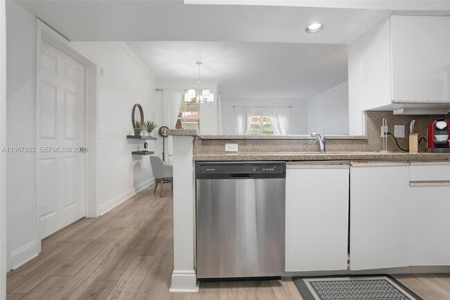 Building Photo - 3145 NE 184th St