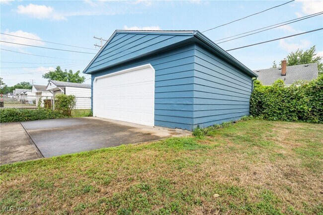 Building Photo - 5414 Orchard Ave