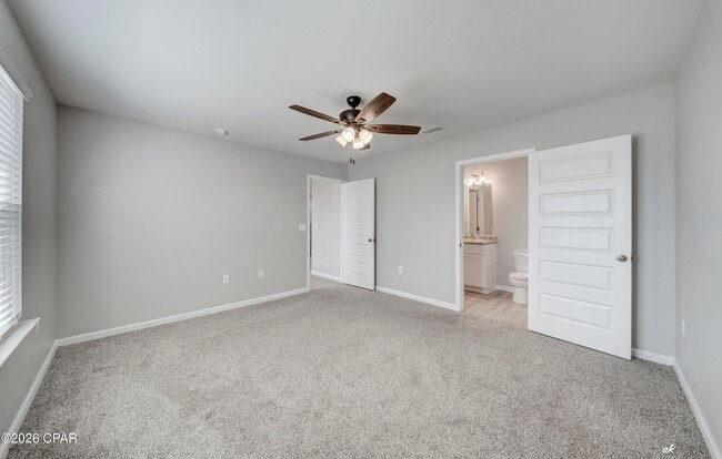 Building Photo - 5028 Rivergrass Dr