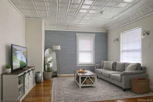 Building Photo - 103 Watkins Ave