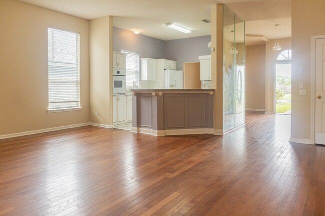 Building Photo - 433 Brody Cove Trail