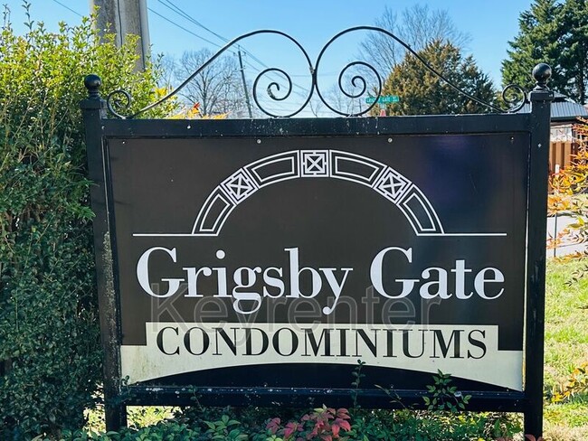 Building Photo - 804 Garcia Way