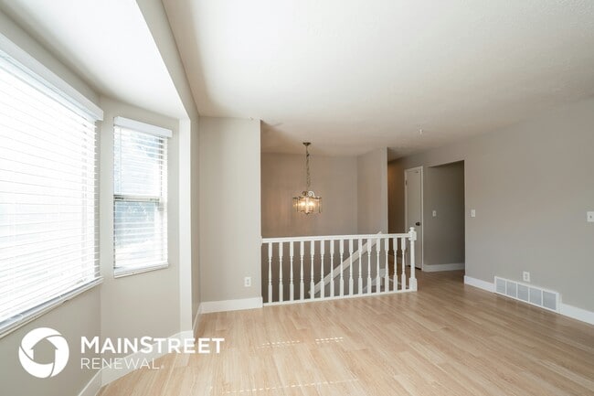 Building Photo - 1980 S 200 E