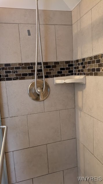 Building Photo - 166 Glen Ave