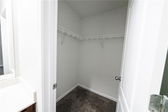 Building Photo - 1949 Point River Dr