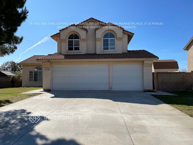 Building Photo - 2845 W Fairview Dr