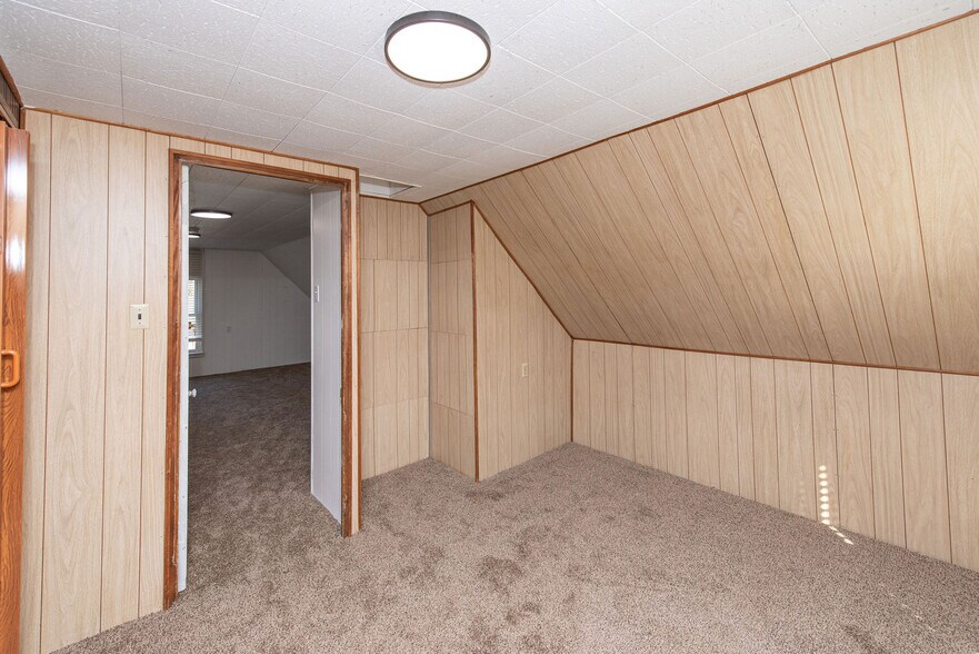 Building Photo - 718 Wachendorf St