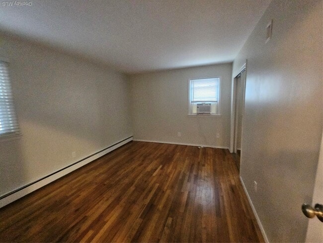 Building Photo - 36 Harrison Pl