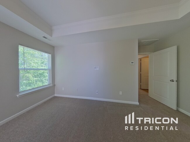 Building Photo - 408 Rook Rd