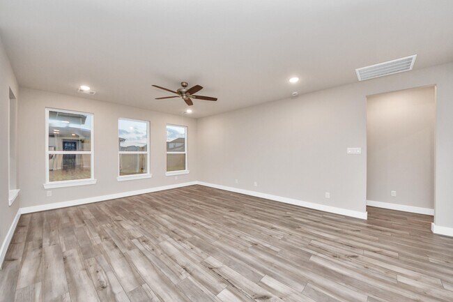 Building Photo - 32307 Fly Fish Wy