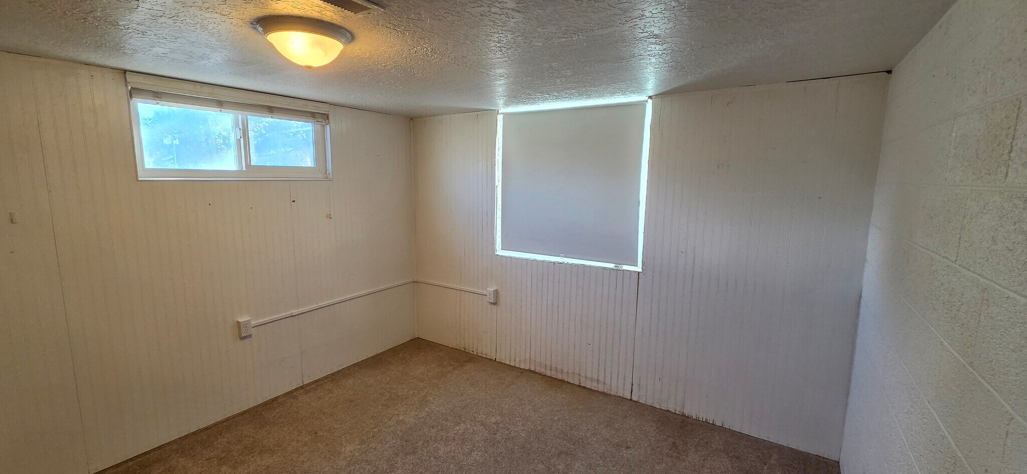 Building Photo - 895 S 500 E