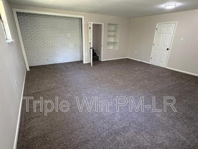 Building Photo - 17512 Bradshaw Rd