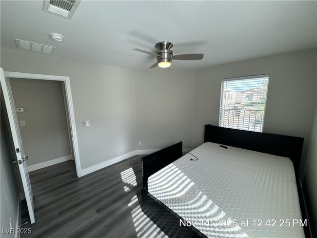 Building Photo - 7363 London Blue Ct