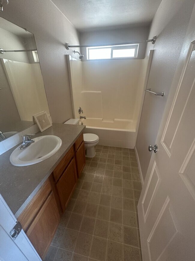 Building Photo - Welcome to this stunning two-story home lo...