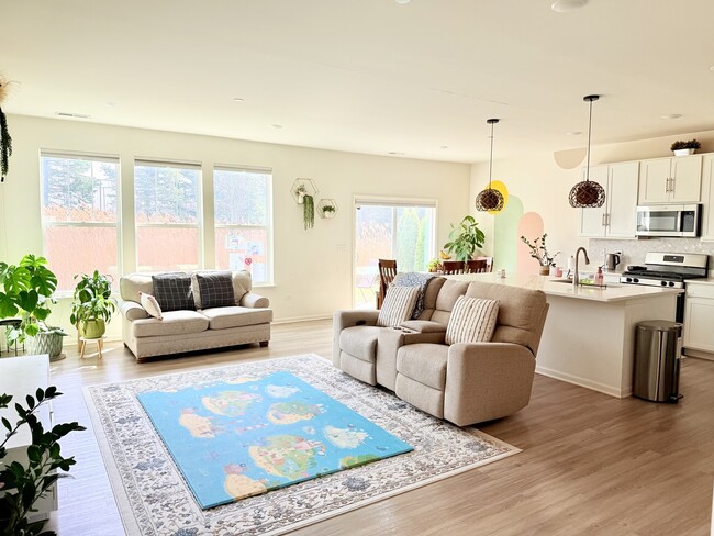 Building Photo - 2826 Kessler Dr