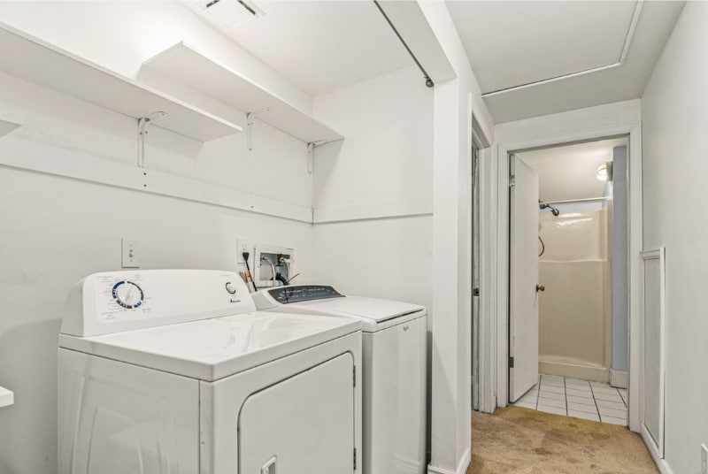 Building Photo - 980 11th St