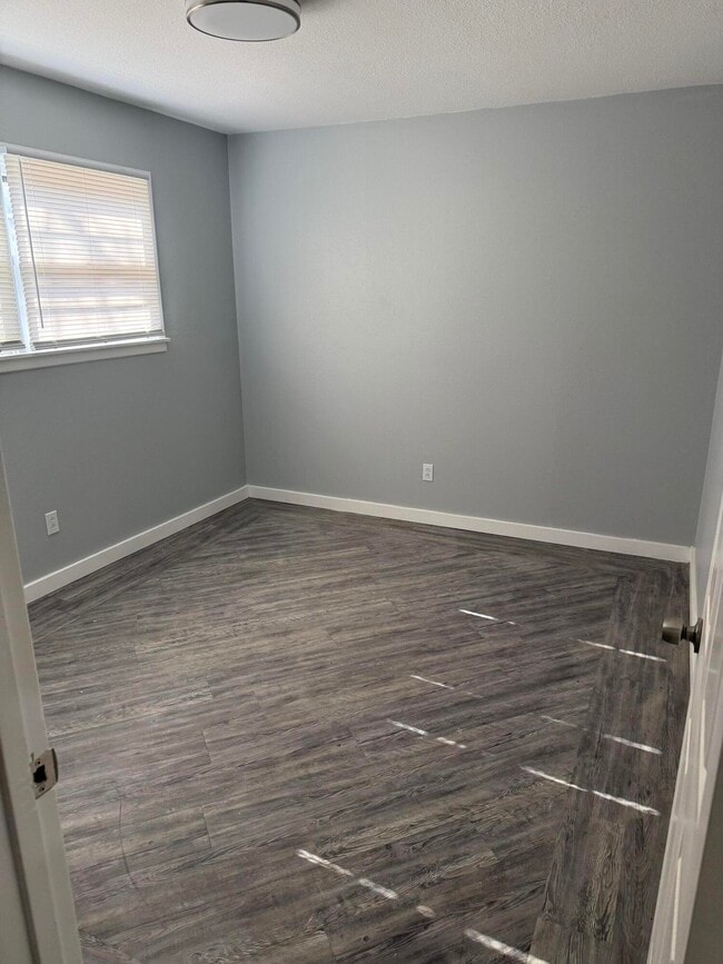 Building Photo - 4315 59th St