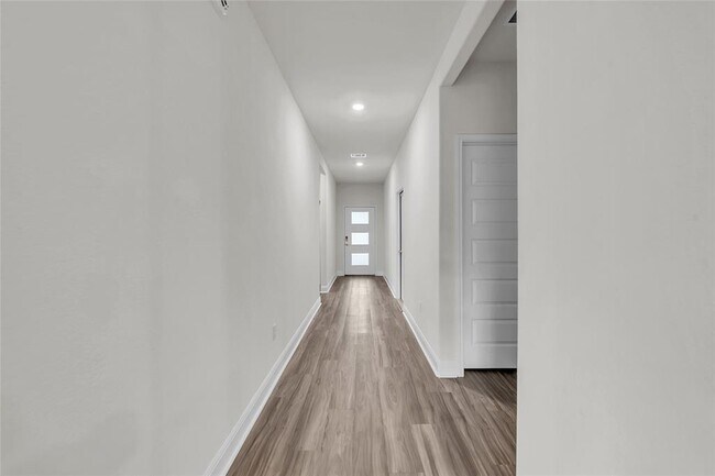 Building Photo - 17925 Curio Dr