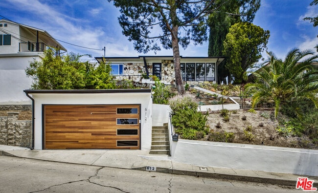Primary Photo - 612 Luton Dr