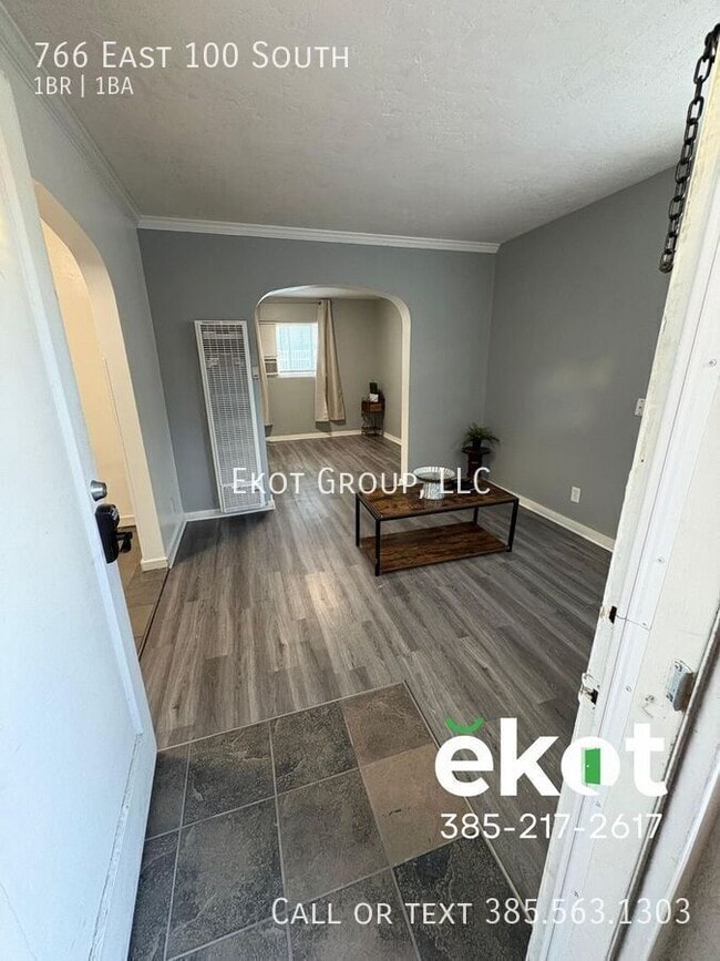 Building Photo - 766 E 100 S