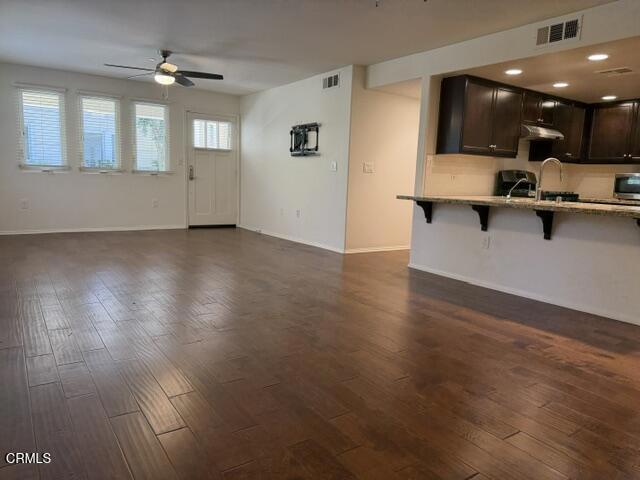 Building Photo - 11139 Snapdragon St