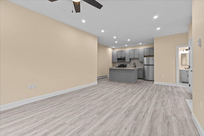 Building Photo - 86-88 North Winooski Ave