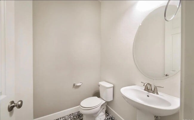 Building Photo - 9200 Rancho Viejo Dr