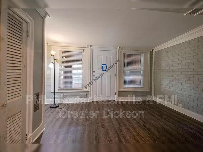 Building Photo - 1711 Golf St