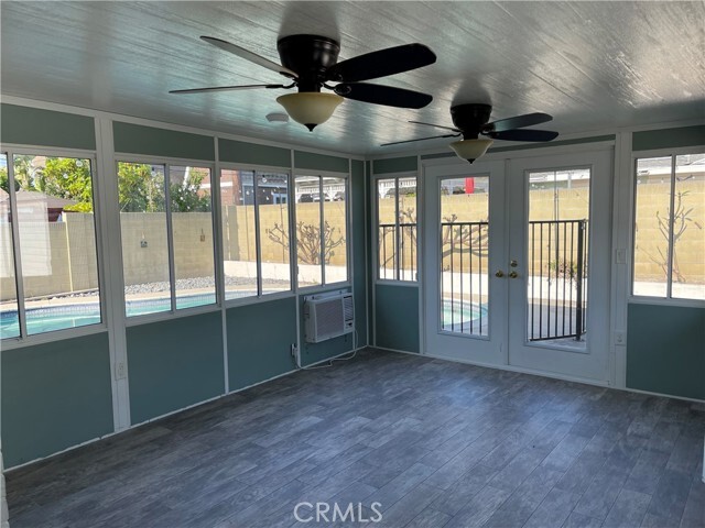 Building Photo - 6441 San Diego Dr