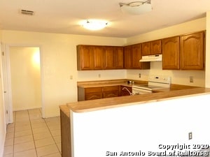 Building Photo - 2107 Crested Walk Dr