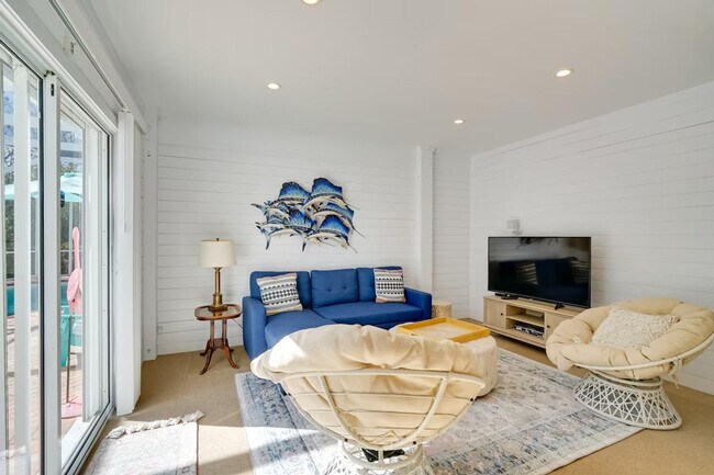 Building Photo - 4563 Brainard Bayou Rd