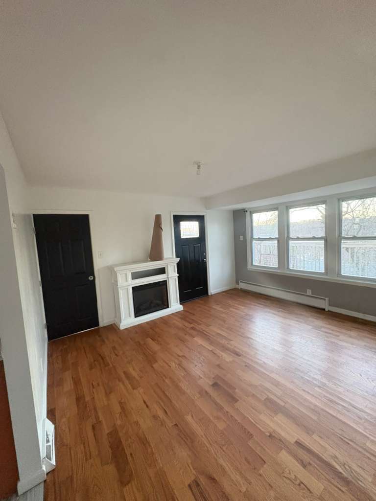 Building Photo - 4 Sunrise Trail