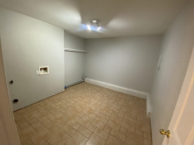 Building Photo - 6300 H St