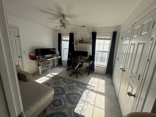 Building Photo - 2414 Oberwood Dr