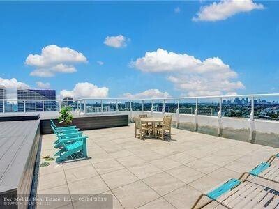 Building Photo - 3003 Terramar St