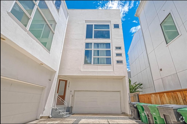 Building Photo - 5628 Kiam St