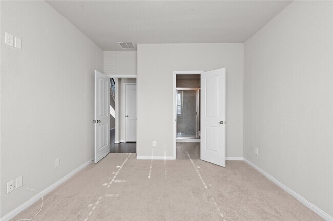 Building Photo - 29650 Kynndal Shore Dr