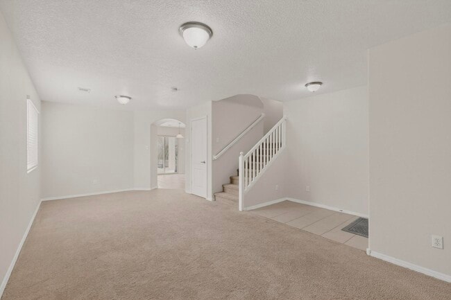 Building Photo - 2713 Violeta Cir SE