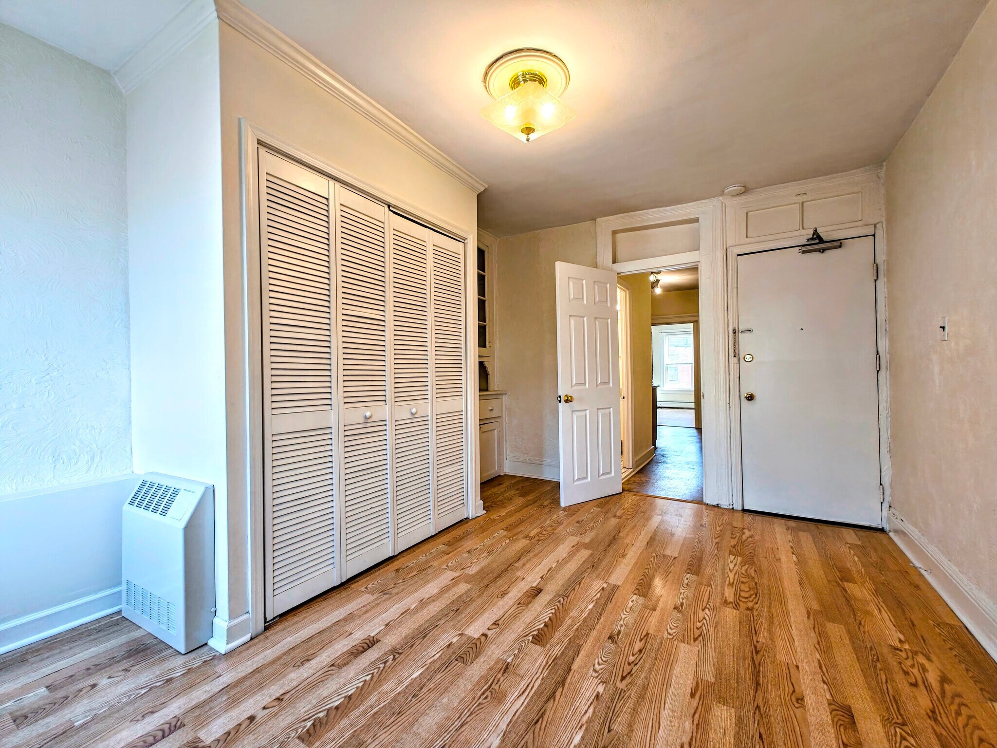 Building Photo - 314 7th Street