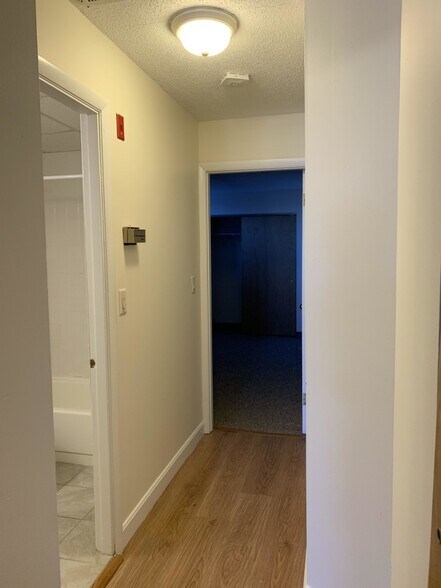 Building Photo - 1126 Boylston St