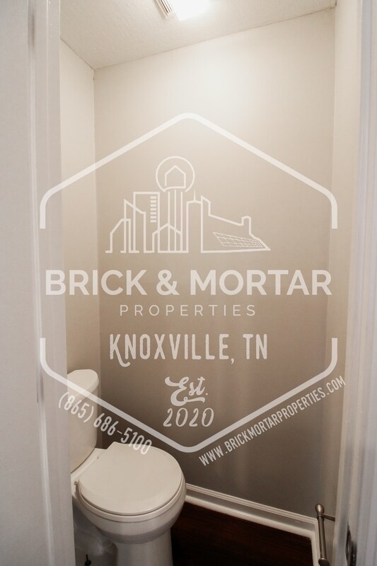 Building Photo - 4007 Heather Ct NW