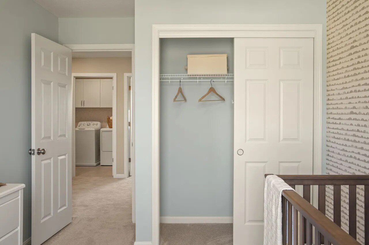 Building Photo - 5567 Eagle Ct