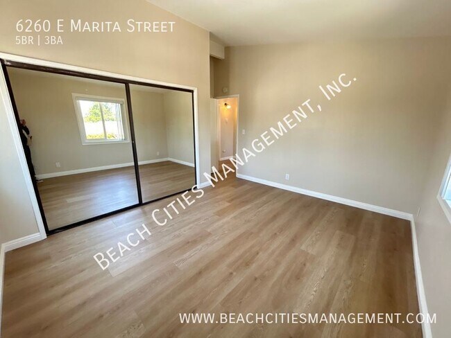 Building Photo - 6260 E Marita St