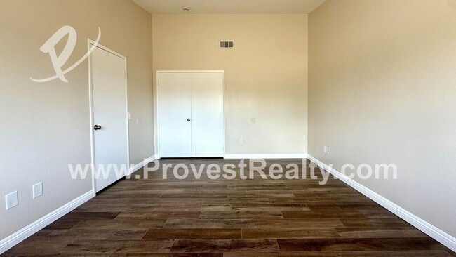Building Photo - 12400 Pacoima Rd
