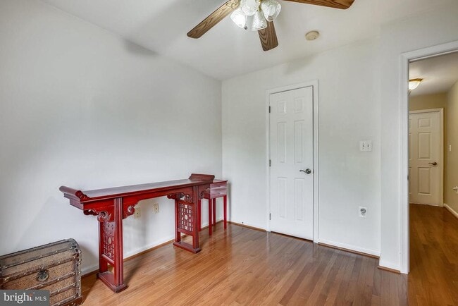 Building Photo - 45832 Edwards Terrace