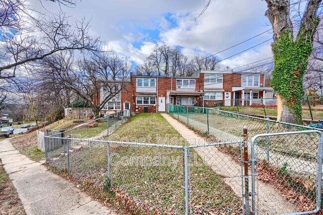 Building Photo - 431 Caledonia Ave