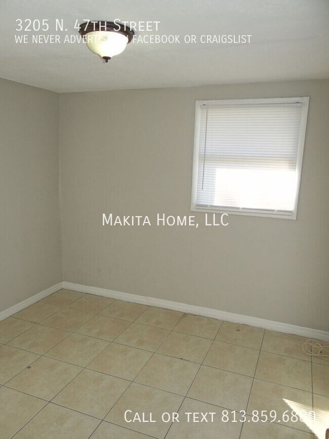 Building Photo - 3205 N 47th St