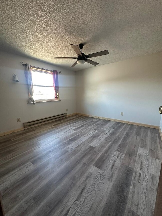 Building Photo - 311 9th St