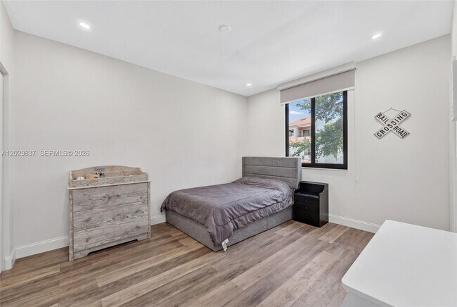Building Photo - 21388 Marina Cove Cir